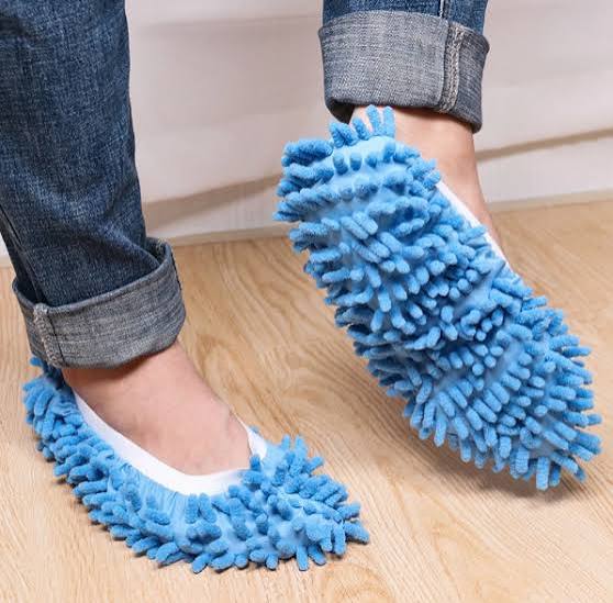 🥿 Whisker & Wow Fur-Catching Slippers